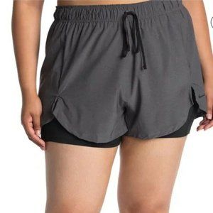 Nike Women's Flex Essential 2 in 1 Shorts Plus Size 2X Grey & Black NEW